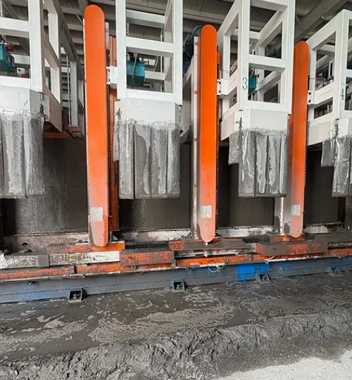 Progetto di linea di produzione di mattoni aerati CLC non autoclavati di un cliente del Sichuan